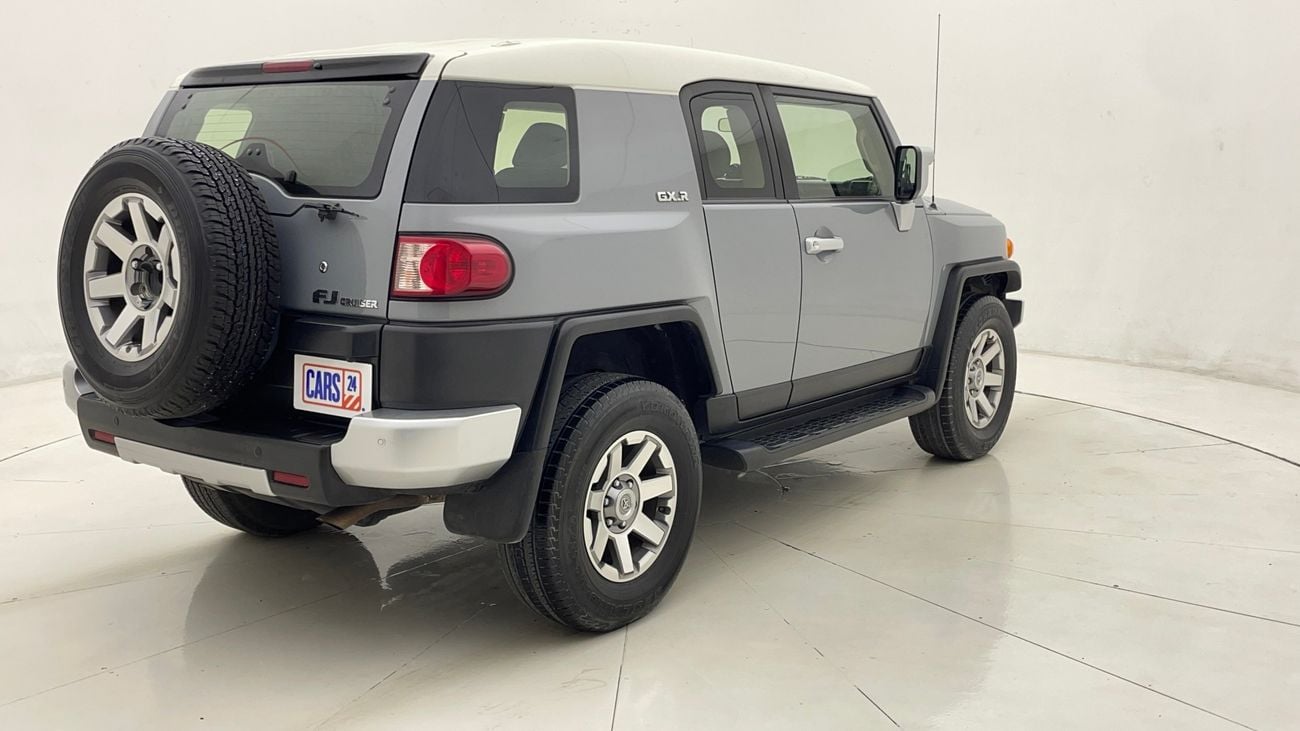 تويوتا إف جي كروزر GXR 4 | بدون دفعة مقدمة | اختبار القيادة في المنزل