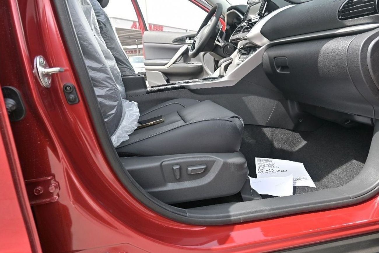 ميتسوبيشي إكلبس كروس 1.5L PETROL 4X4 FULL OPTION 2024