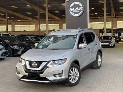 نيسان روج SV / V4 2.5 لتر / رادار / مساعد الطريق / شاشة كبيرة / دفع رباعي / جنوط / بحالة ممتازة