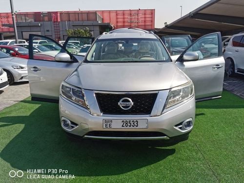 Nissan Pathfinder SV first owner, excellent condition, 4x4