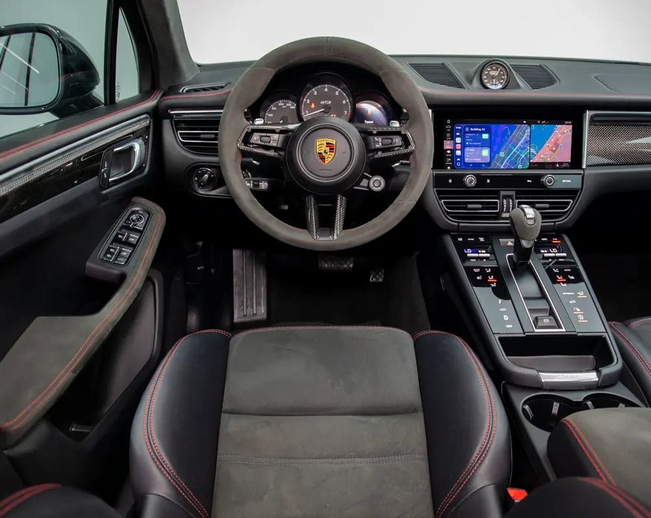 Porsche Macan GTS Service History • Huge Specification • GCC Specs