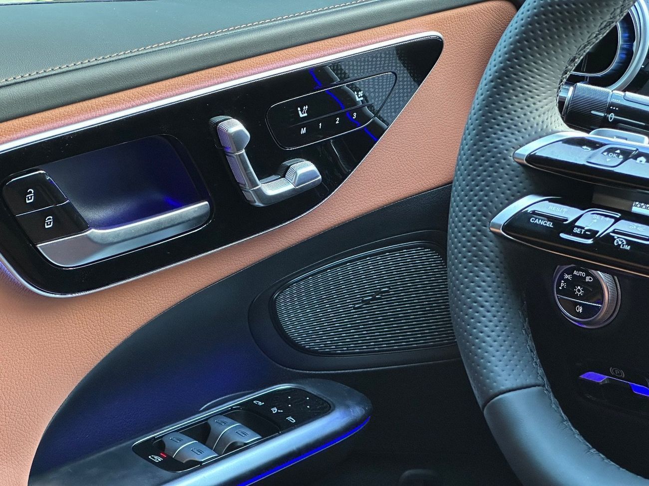 مرسيدس بنز C 200 Premium 2.0L