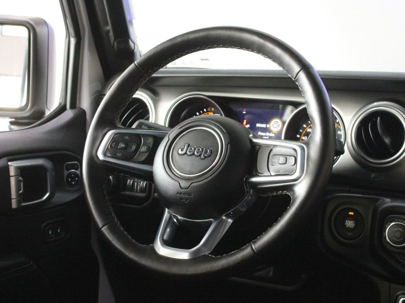 Jeep Wrangler Sahara Edition