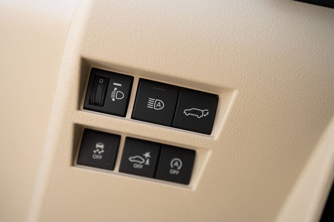 Toyota Land Cruiser GXR