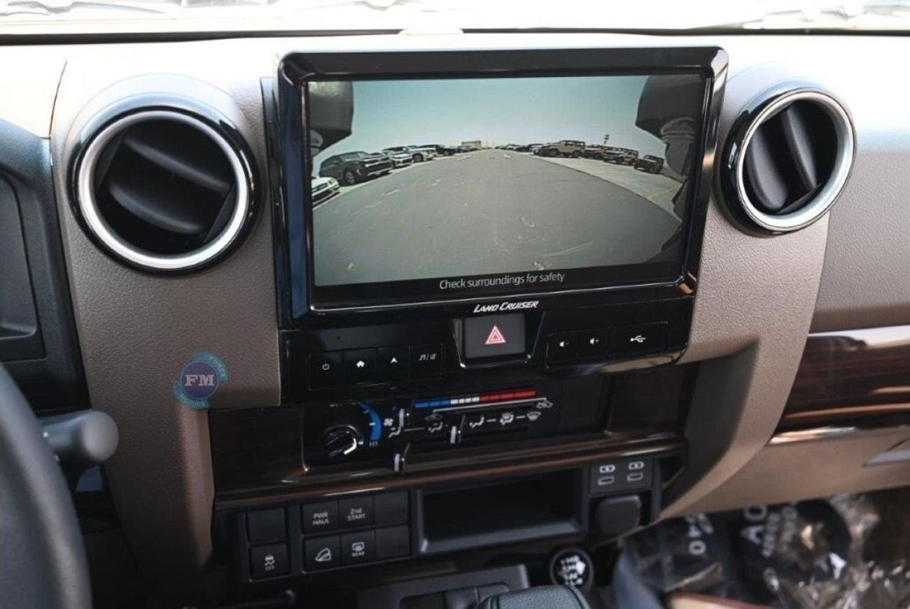 Toyota Land Cruiser 70 71 4.0L Petrol Automatic (Full Option)