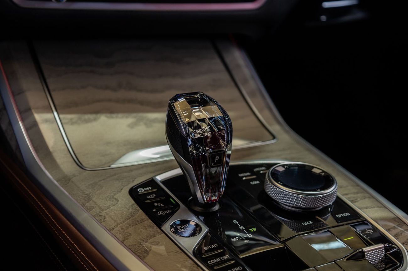 بي أم دبليو X7 40i M Sport Premium 3.0L