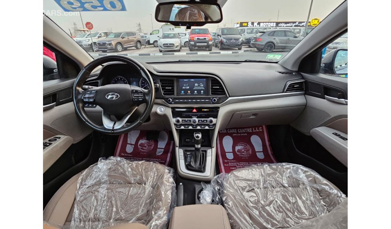 هيونداي إلانترا ELANTRA /  SUNROOF / RADAR / LEATHER (LOT # 16207)