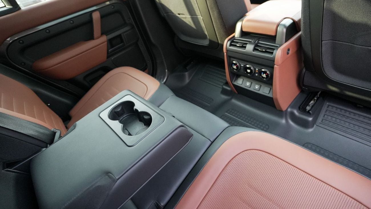 Land Rover Defender 110 P635 OCTA V8 2025 MY EXPORT PRICE