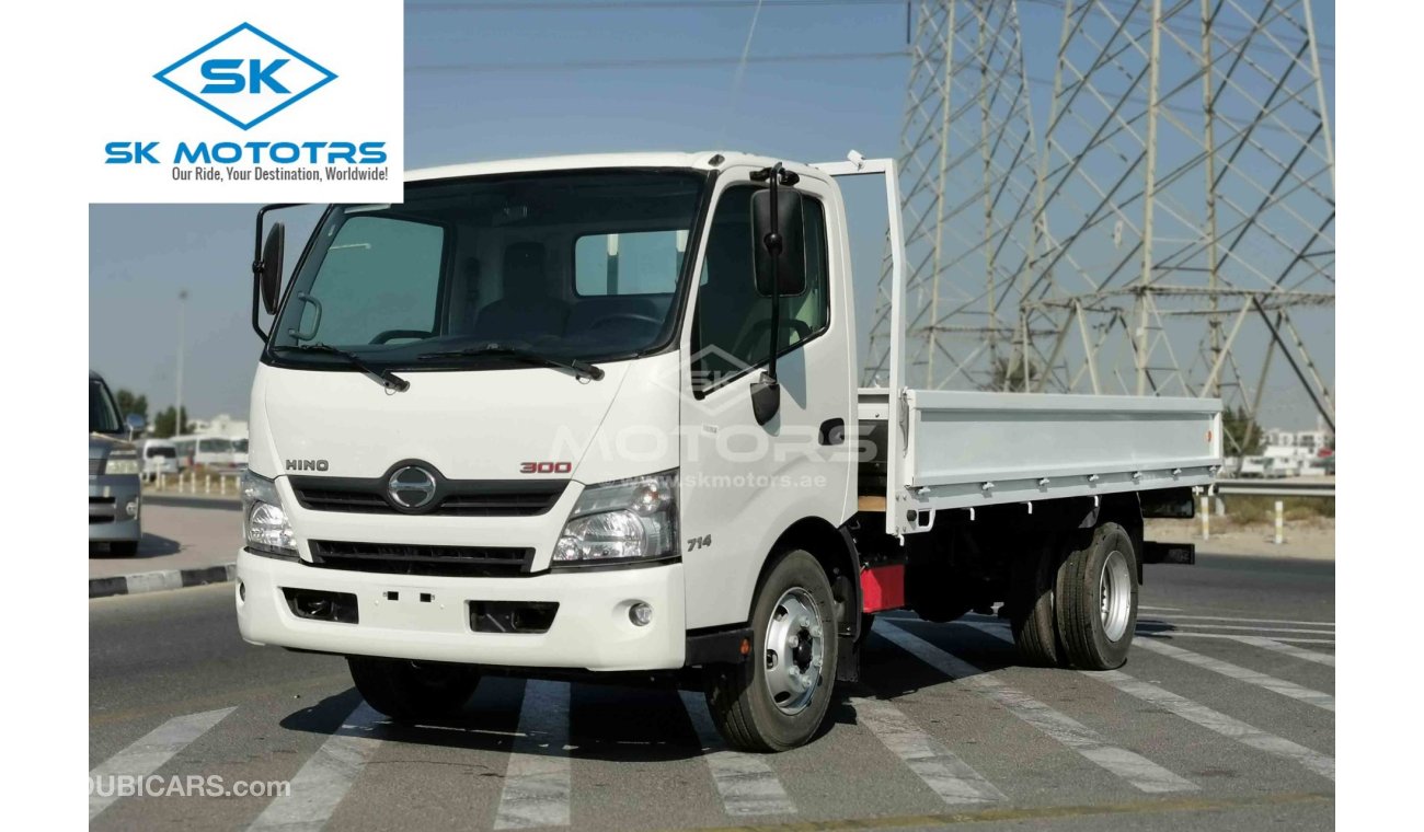 Hino 300 4.0L, DIESEL, 17.5" TYRE, DUAL BATTERY, XENON HEADLIGHTS (CODE # HT300)