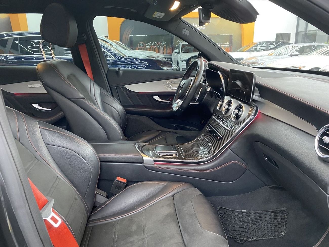 مرسيدس بنز GLC 43 AMG STD 4MATIC 3.0L (367 HP)