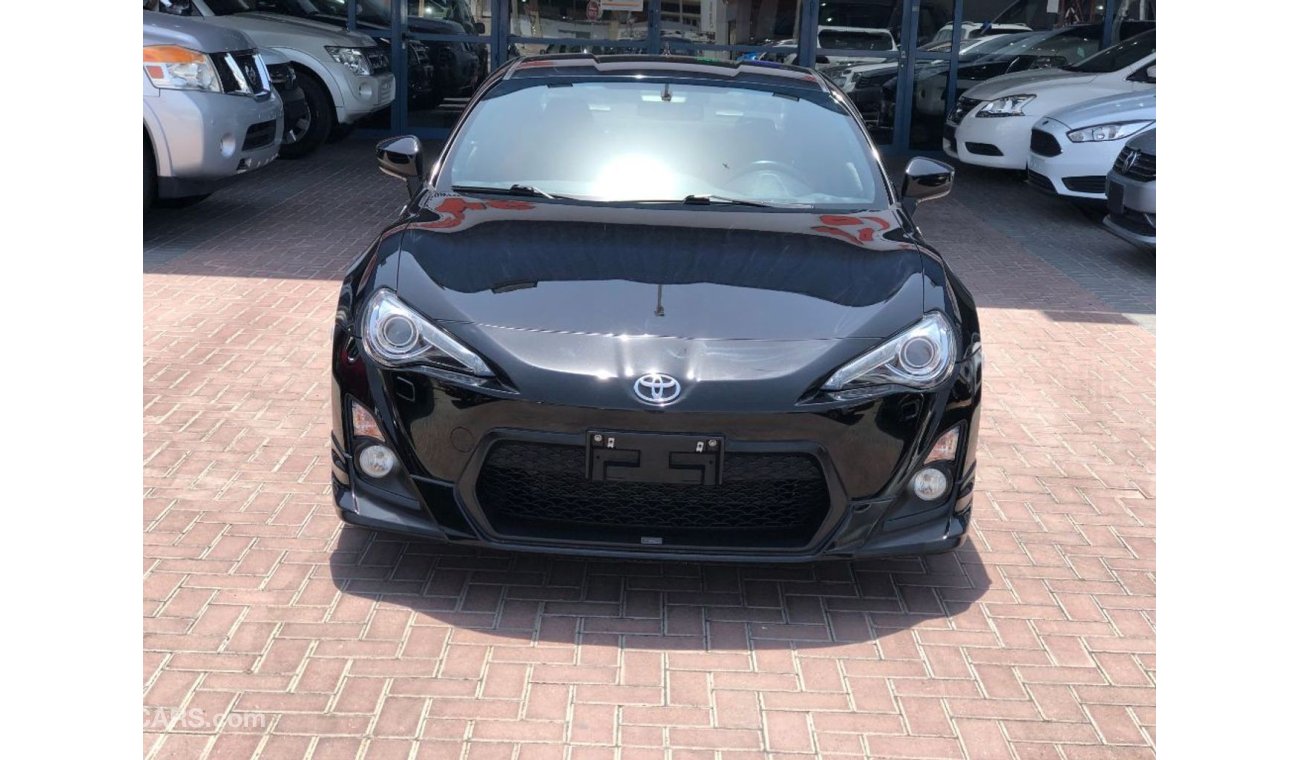 تويوتا 86 ONLY 910X60  MONTHLY 2016 TOYOTA 86 VT WITH ORIGINAL TRD EXCELLENT CONDITION UNLIMITED KM WARRANTY