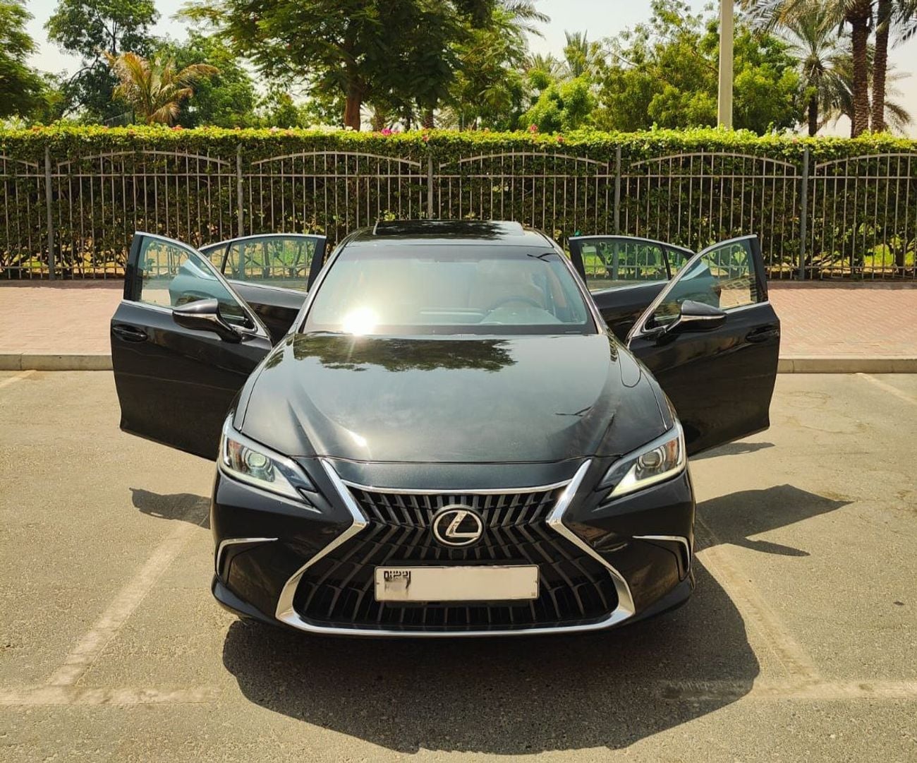 لكزس ES300h HYBRID