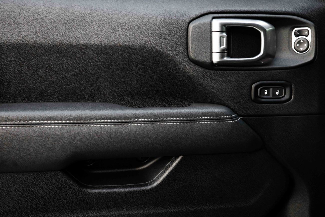 Jeep Wrangler 2,996 P.M  | 0% Downpayment | Jeep Wrangler Unlimited Sahara!