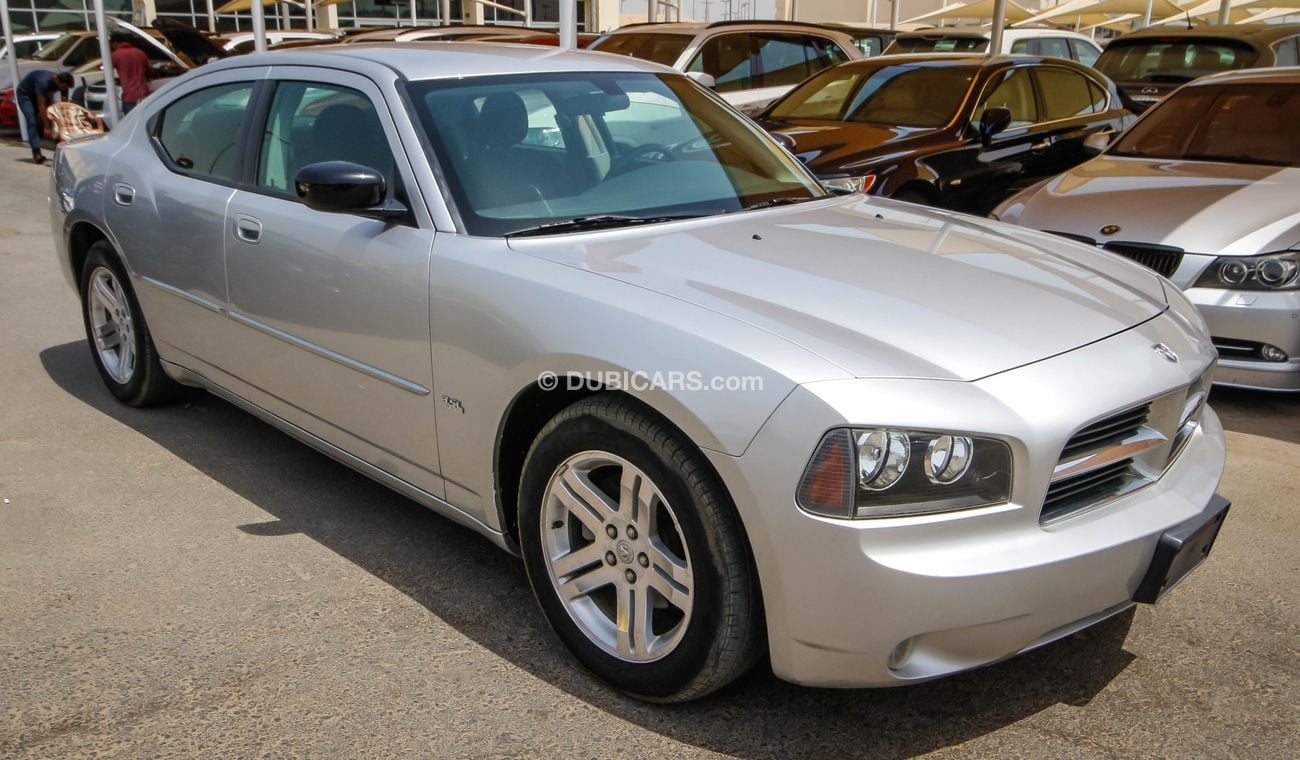 Dodge Charger SXT