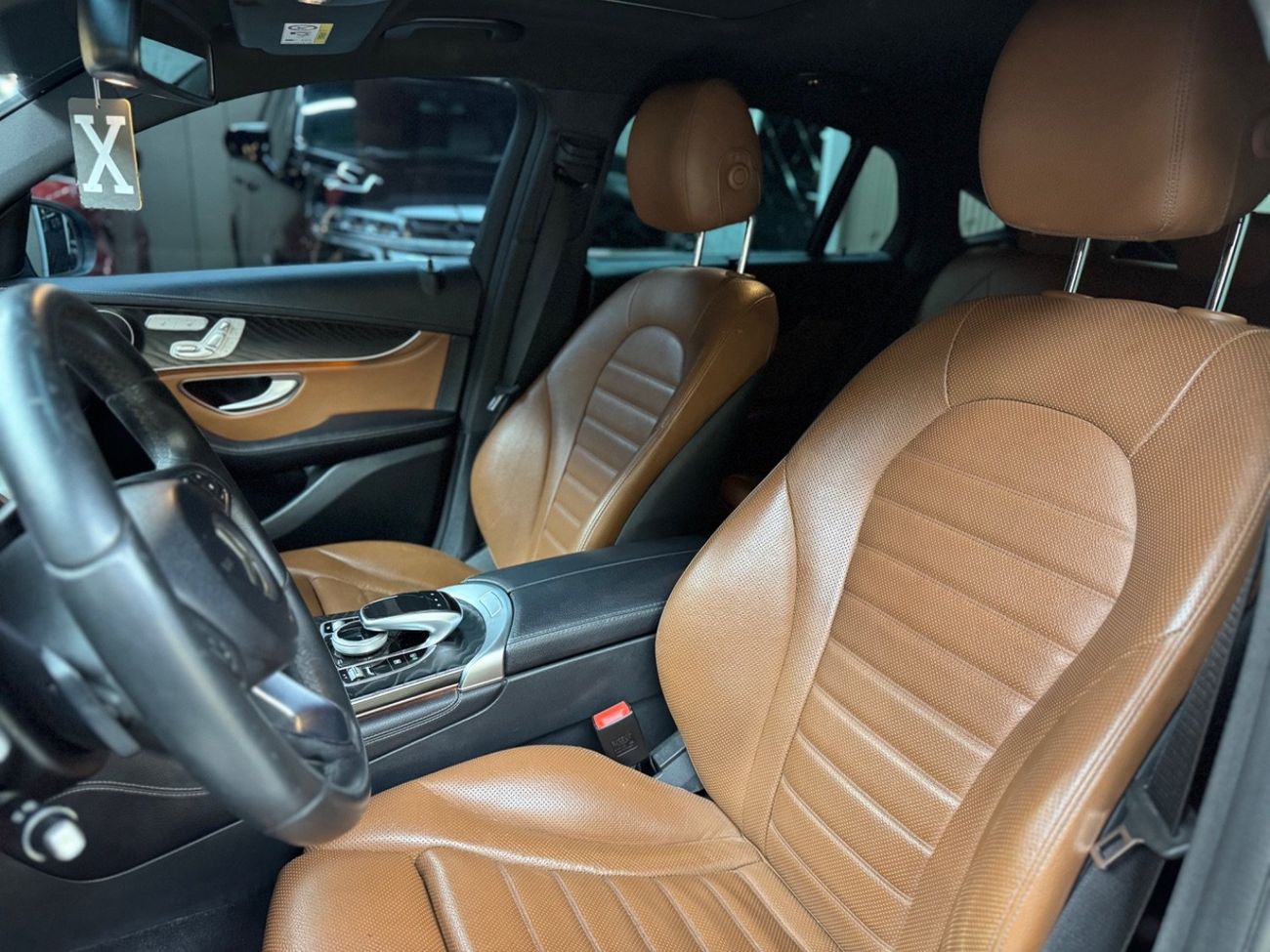 Mercedes-Benz GLC 250 Coupe AMG 2.0L