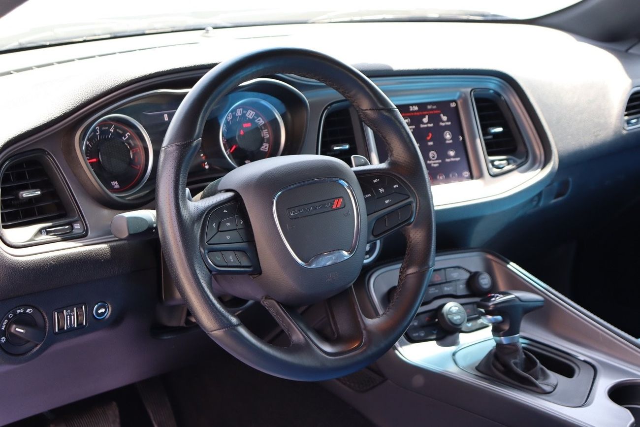 Dodge Challenger R/T 5.7L (375 HP) Dodge Challenger R/T Last Call / 2023 /USA / 5.7L / Only 21,000Mi