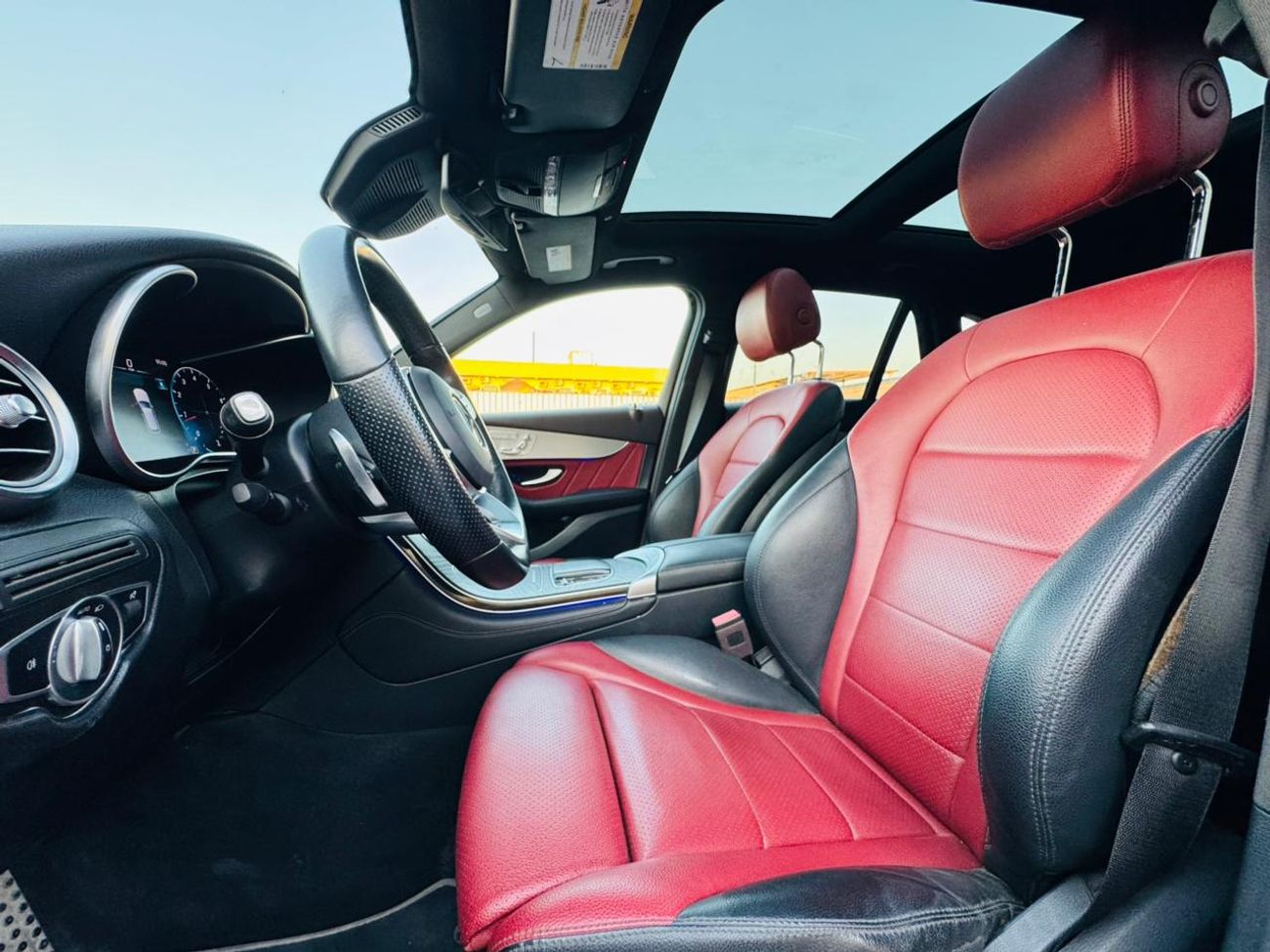 Mercedes-Benz GLC 300 AMG 2.0L