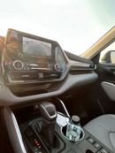 Toyota Highlander 2023 Toyota Highlander 2.4L V4 Turbo - XLE Full Option AWD 4x4 - Radar & Wireless charger -