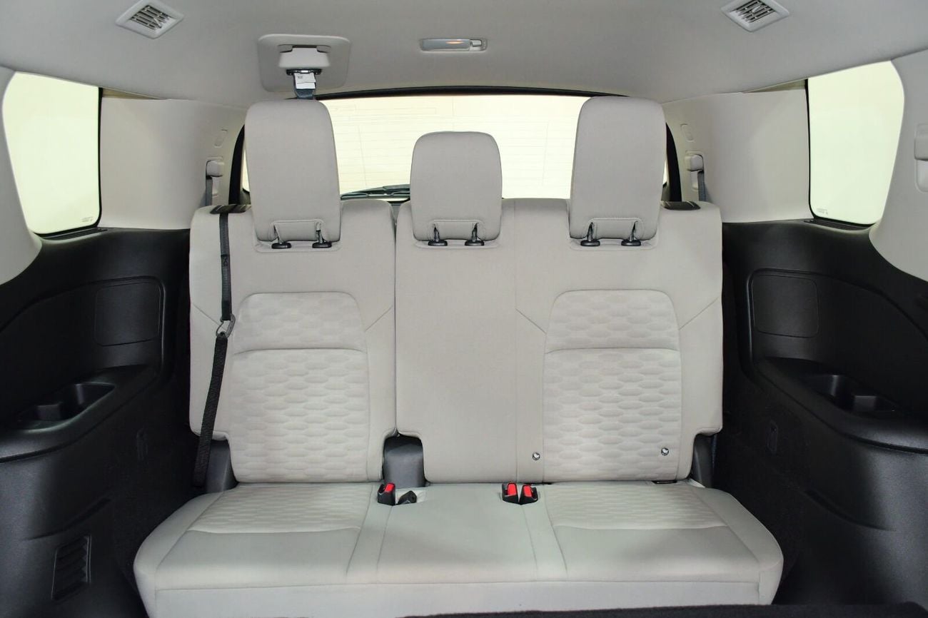 Nissan Pathfinder S 2.0