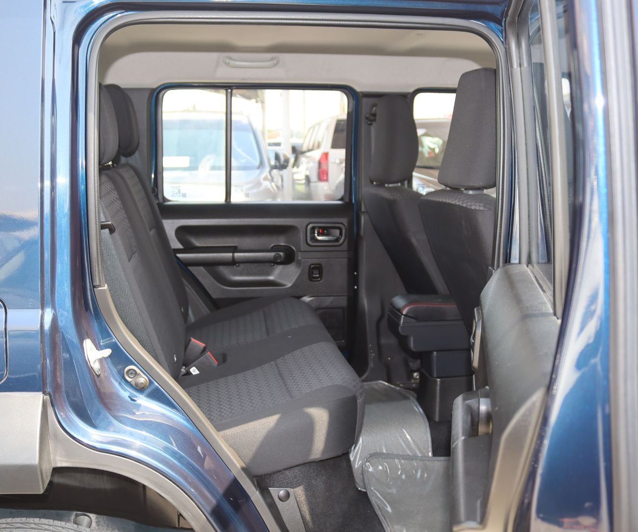 Suzuki Jimny GLX 1.5L (5-Doors) Suzuki Jimny 2024 - 4WD, GCC, in excellent condition, 38,000 km, 1.5L engine, pri