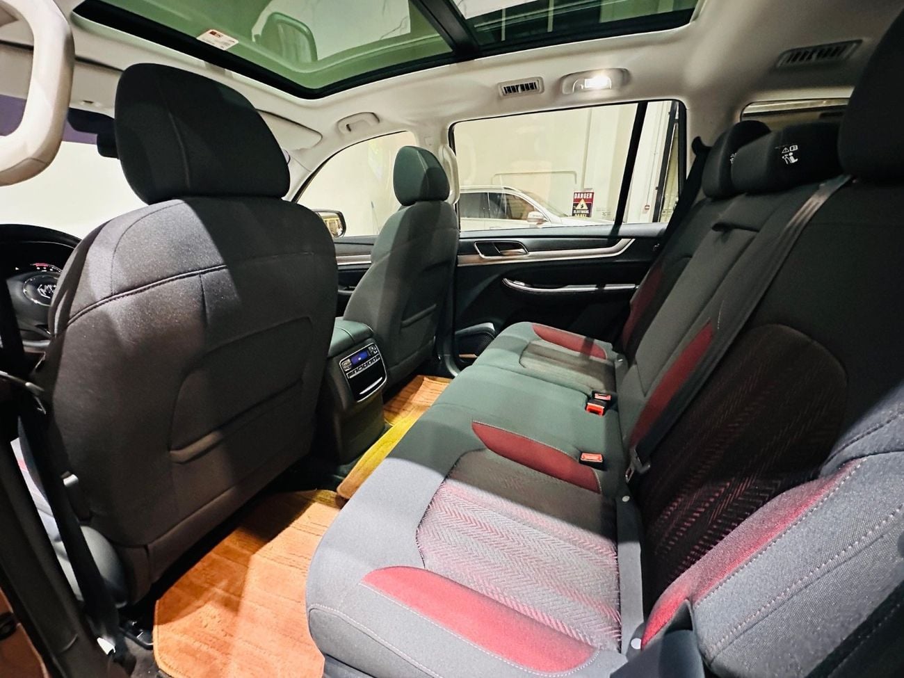 أم جي RX8 COMFORT
