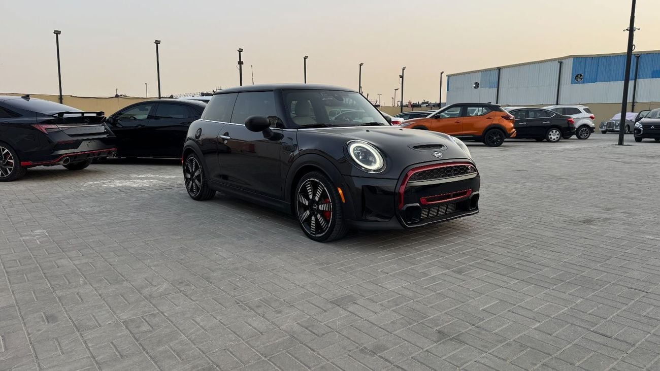 ميني كوبر إس 2.0L Turbocharged, 4-Cylinders