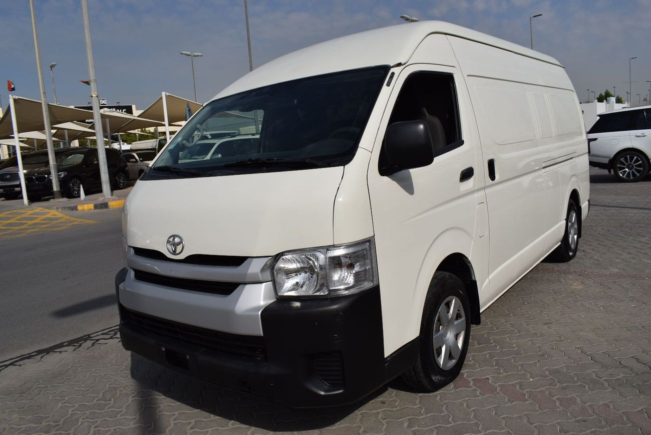 Toyota Hiace Toyota Hiace GLS -High Roof  Panal Van 2.7L:model:2021