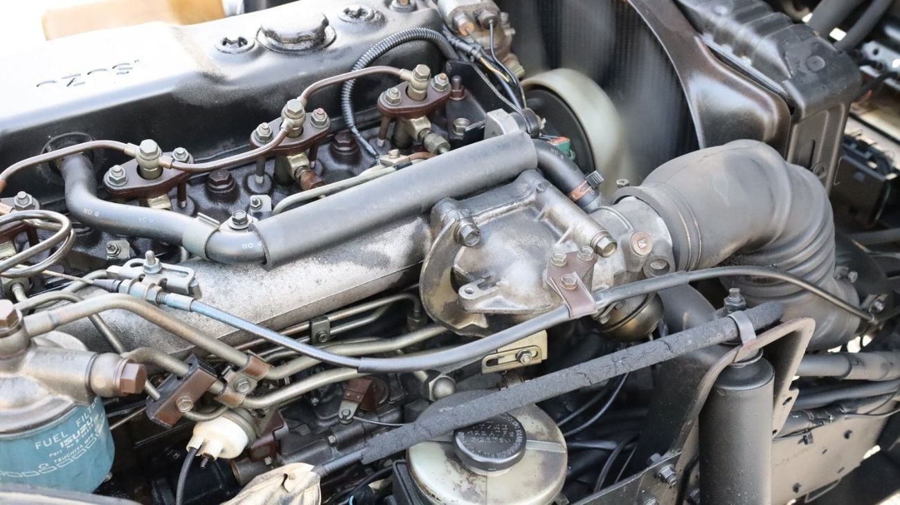 Isuzu Elf 