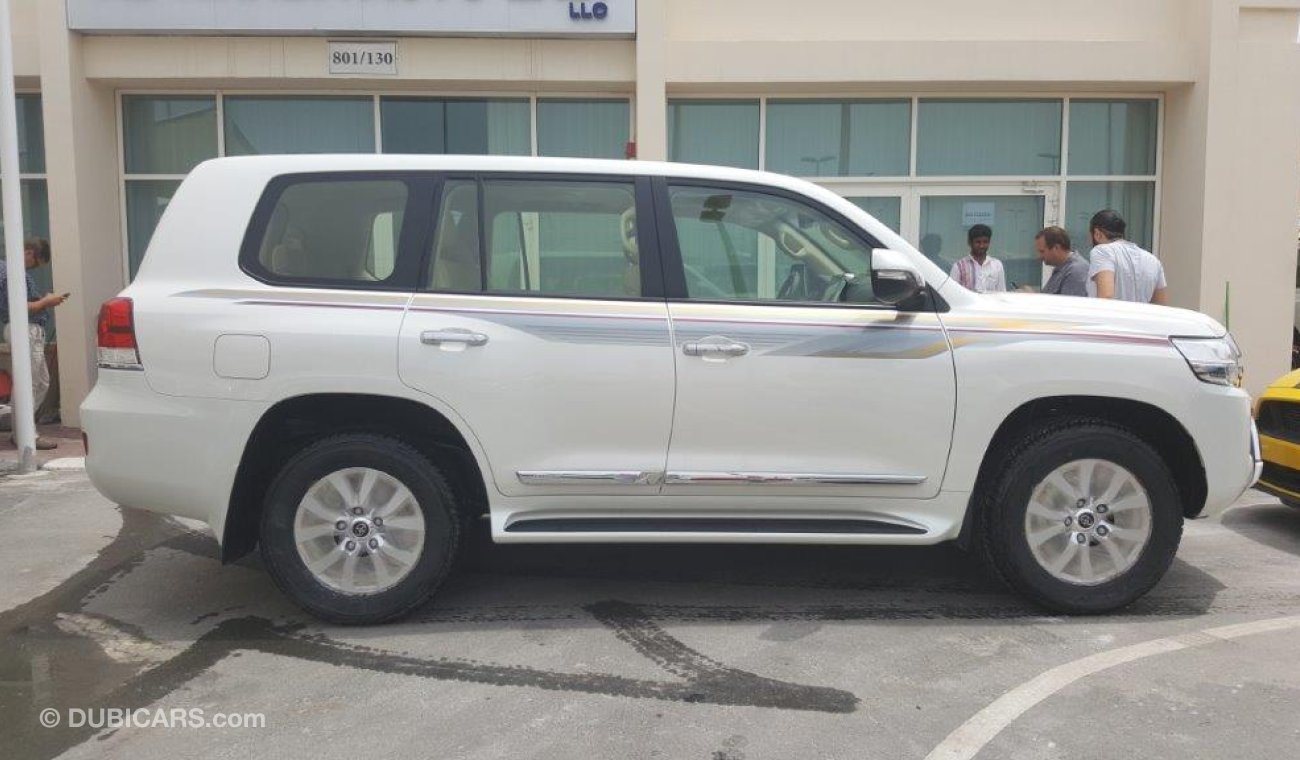 Toyota Land Cruiser 4.6L, GXR, Petrol engine, 8 cylinder