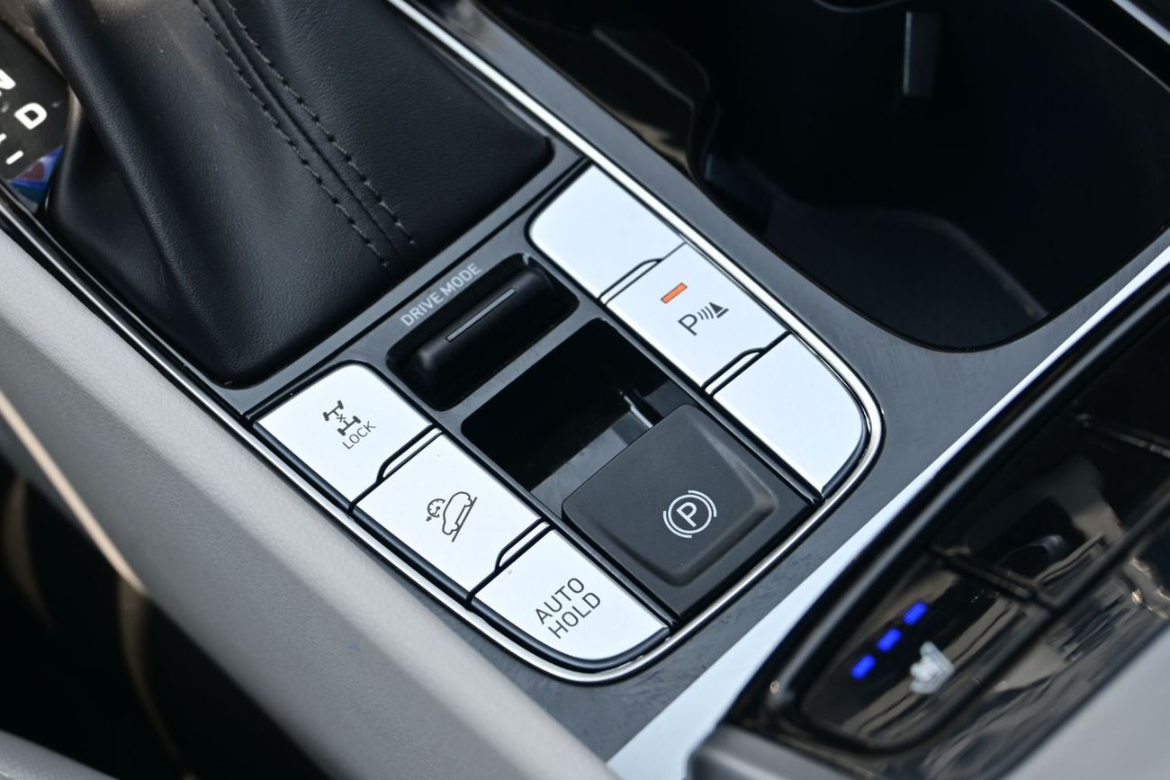 Hyundai Tucson 2.0L Smart (AWD) Hyundai Tucson 2.0L AWD Petrol, Model 2024, Color White