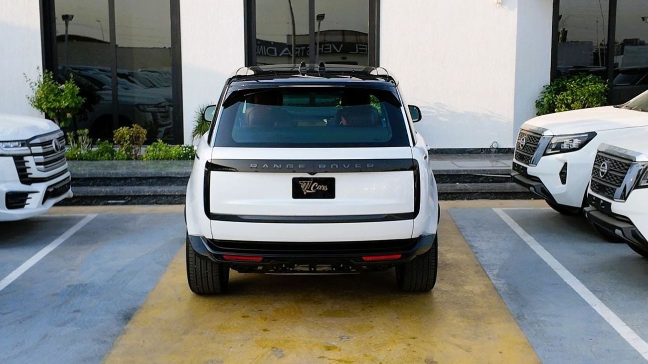 لاند روفر رينج روفر Autobiography P530 | Pearl White | Black Roof | Burgundy Interior | Shadow Exterior Package | GCC Sp