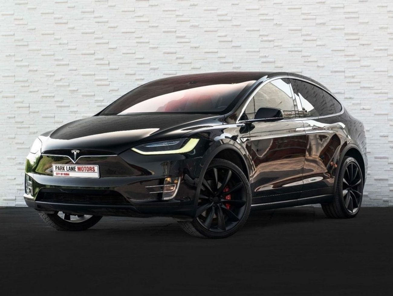 تسلا موديل اكس TESLA MODEL X P 90D LUDICROUS MODE • 7-SEATER • FULLY LOADED • FULL SERVICE TESLA UAE
