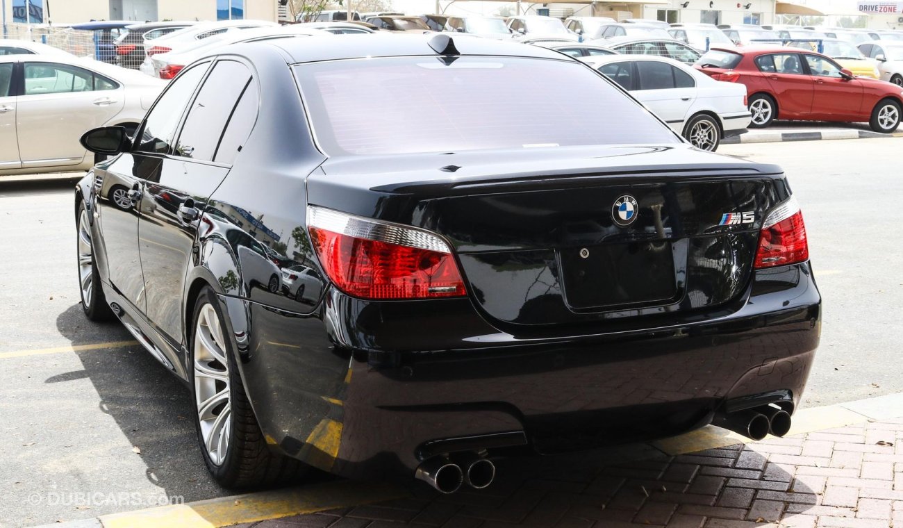 BMW M5 V10