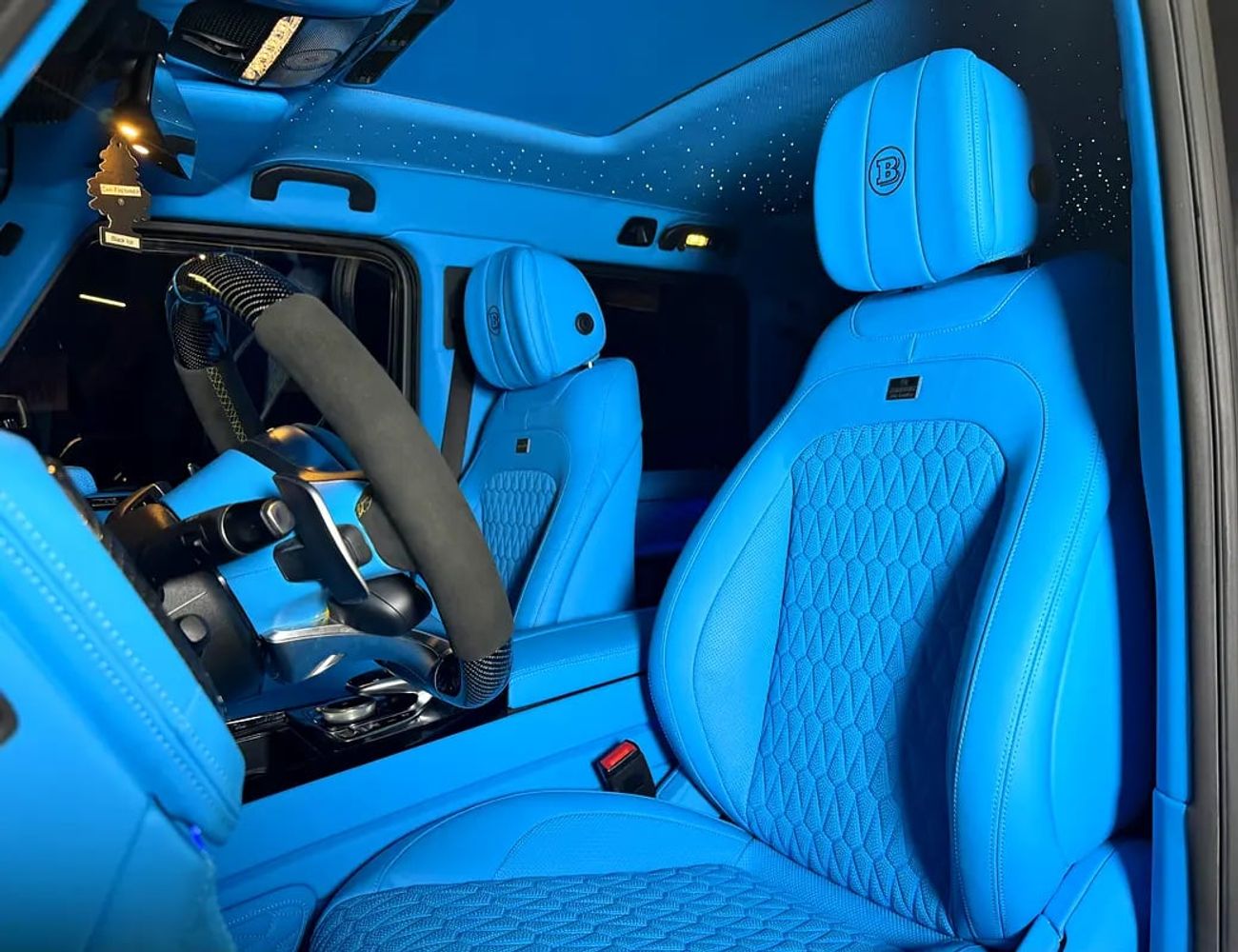 BRABUS 700 - Mercedes-AMG G 63 G-Class Original Brabus G 700 | GCC Specs