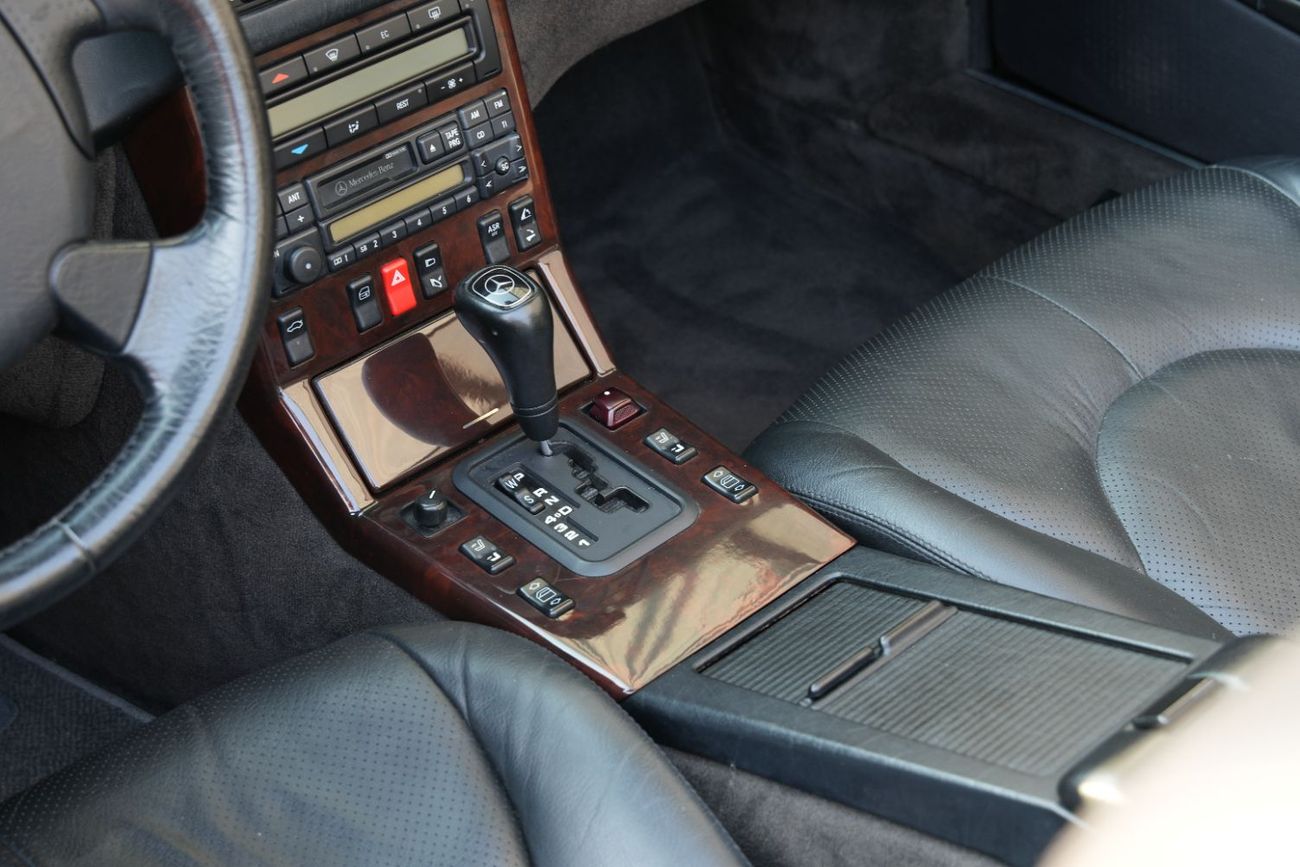 مرسيدس بنز SL 500