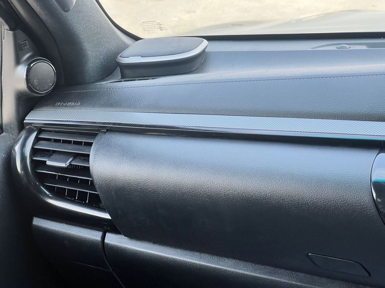 تويوتا هيلوكس DIESEL 2.8 L ,GR PORT ,2024 MODEL