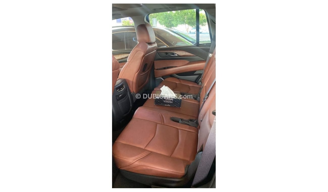 Cadillac Escalade Premium