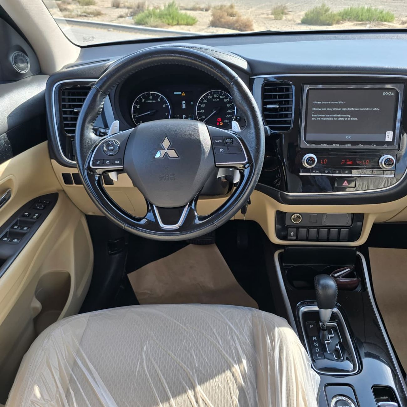 Mitsubishi Outlander GLX Basic 2.4L (7 Seater) GLX MID LINE 2.4L (7 Seater)