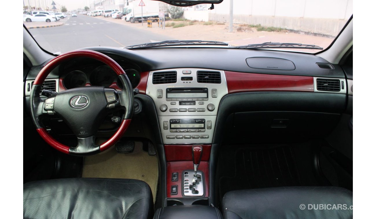 Lexus ES 330 Lexus ES 330, imported from Korea, customs papers in excellent condition, without accidents, very cl