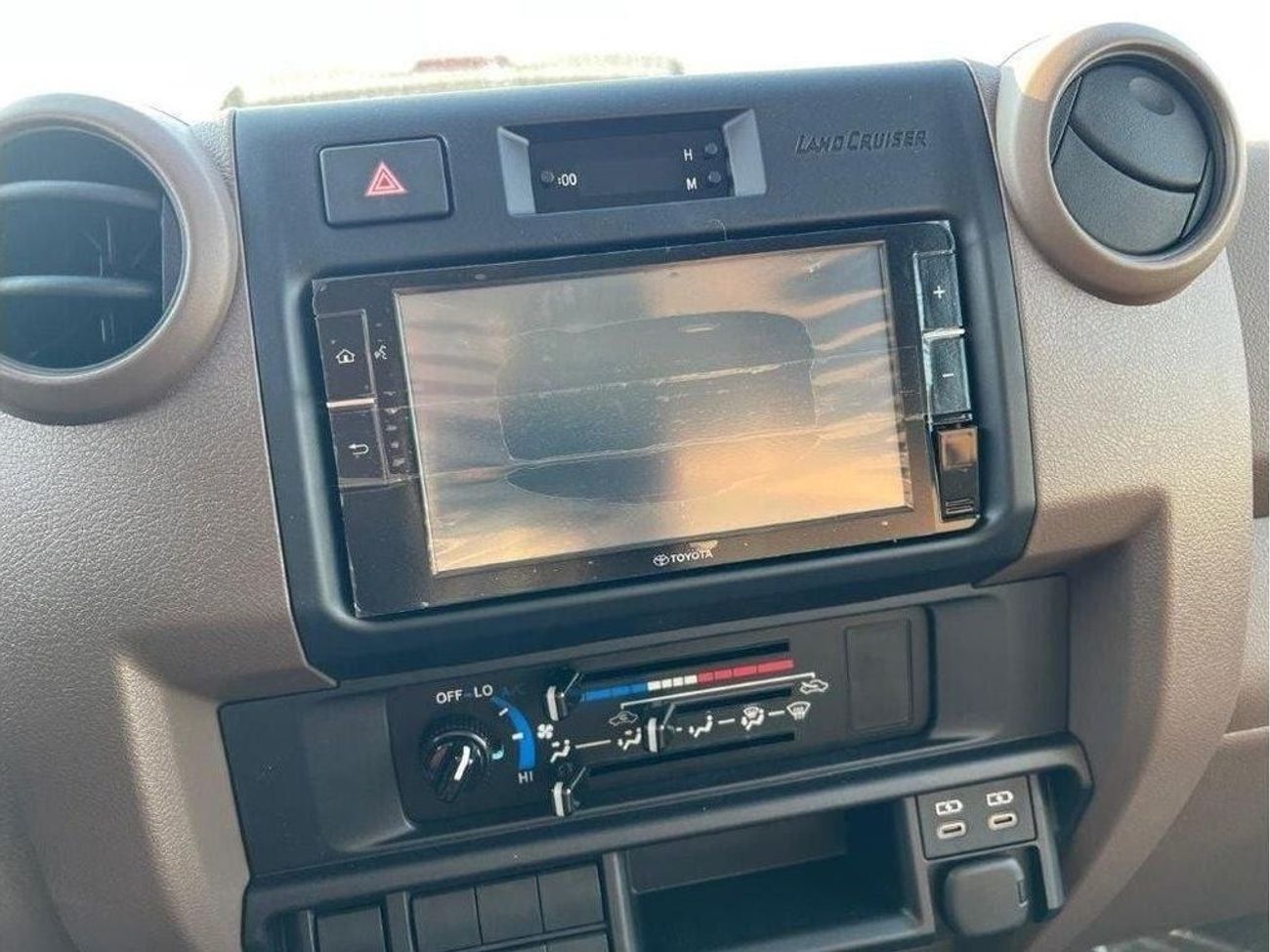 Toyota Land Cruiser 70 76 4.0L PETROL V6 MANUAL TRANSMISSION ( FOR RE-EXPORT ONLY )