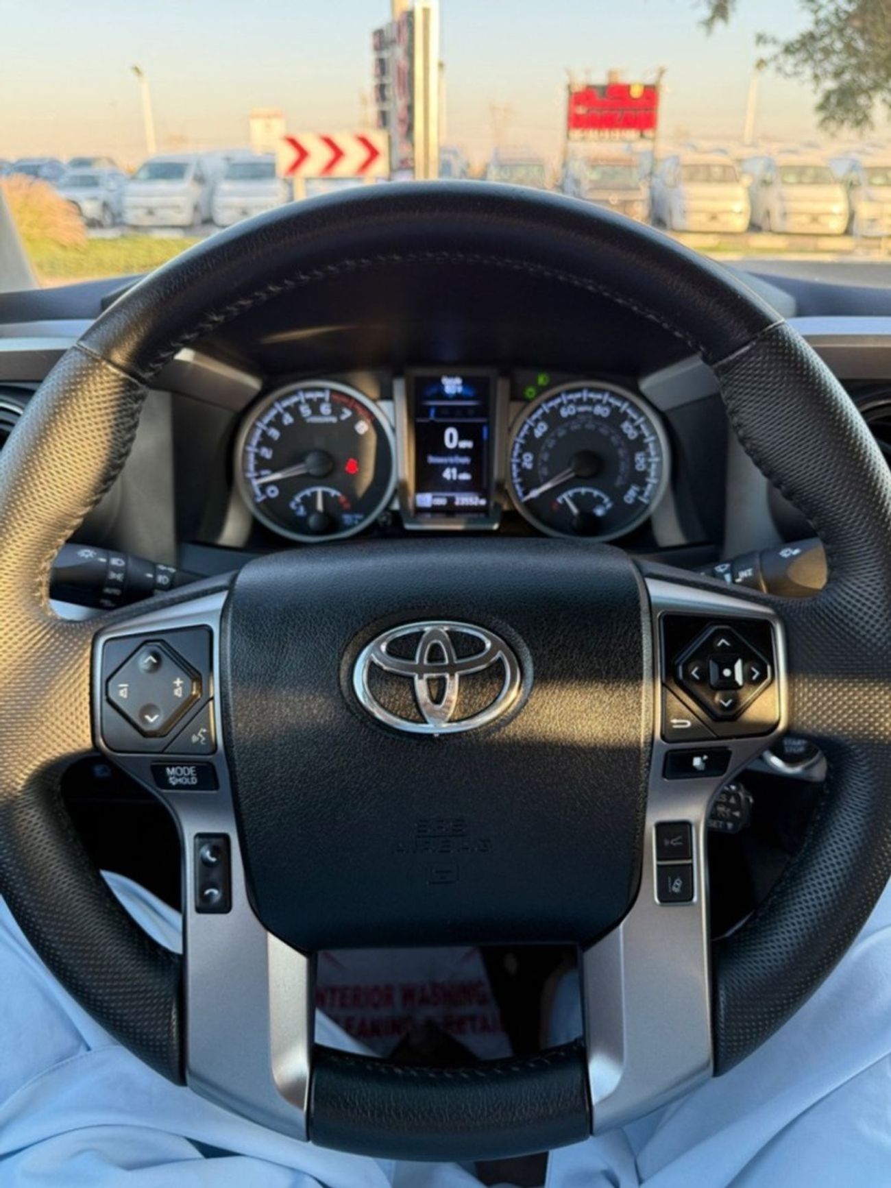 Toyota Tacoma 4x4 Drive 2 Key Leather Seat Full option