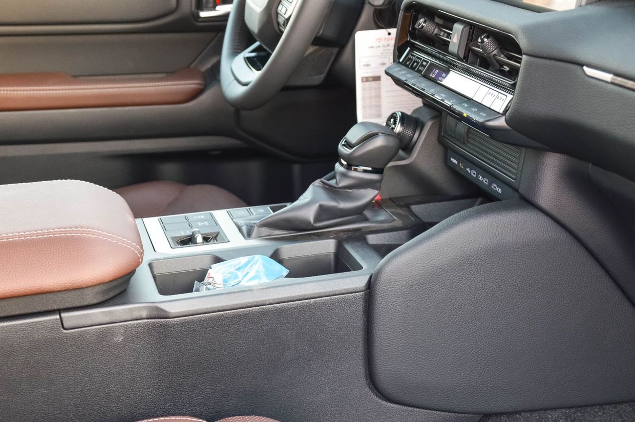 تويوتا برادو TOYOTA LAND CRUISER PRADO 2.4L 4WD PETROL SUV 2024