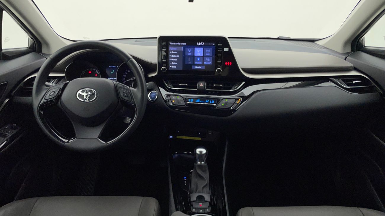 تويوتا CHR VX 1.8 | بدون دفعة مقدمة | اختبار القيادة في المنزل