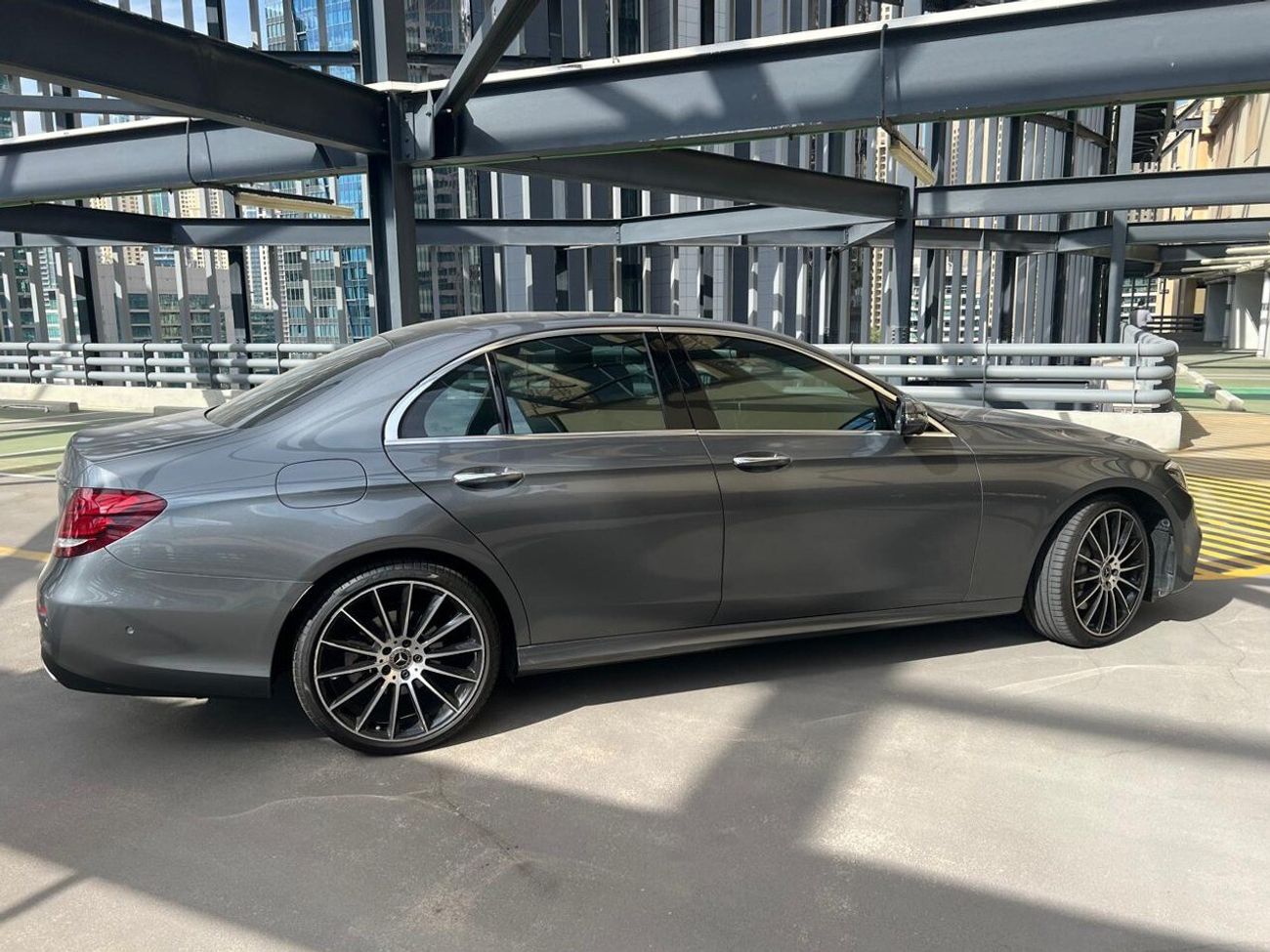 Mercedes-Benz E300 amg