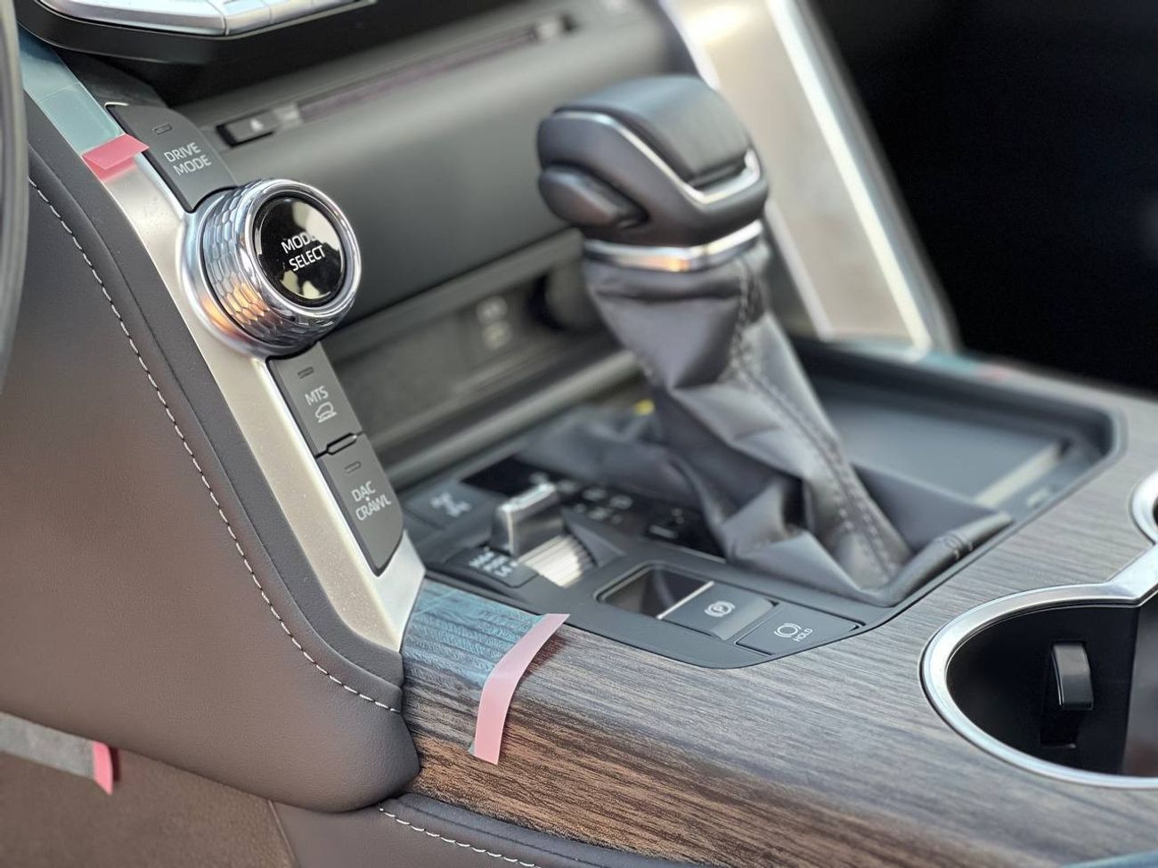 Toyota Land Cruiser VXR 3.5L TWIN TURBO PTR A/T // 2024 // FULL OPTION WITH 360 CAMERA COOLING & HEATED SEATS // SPECIAL