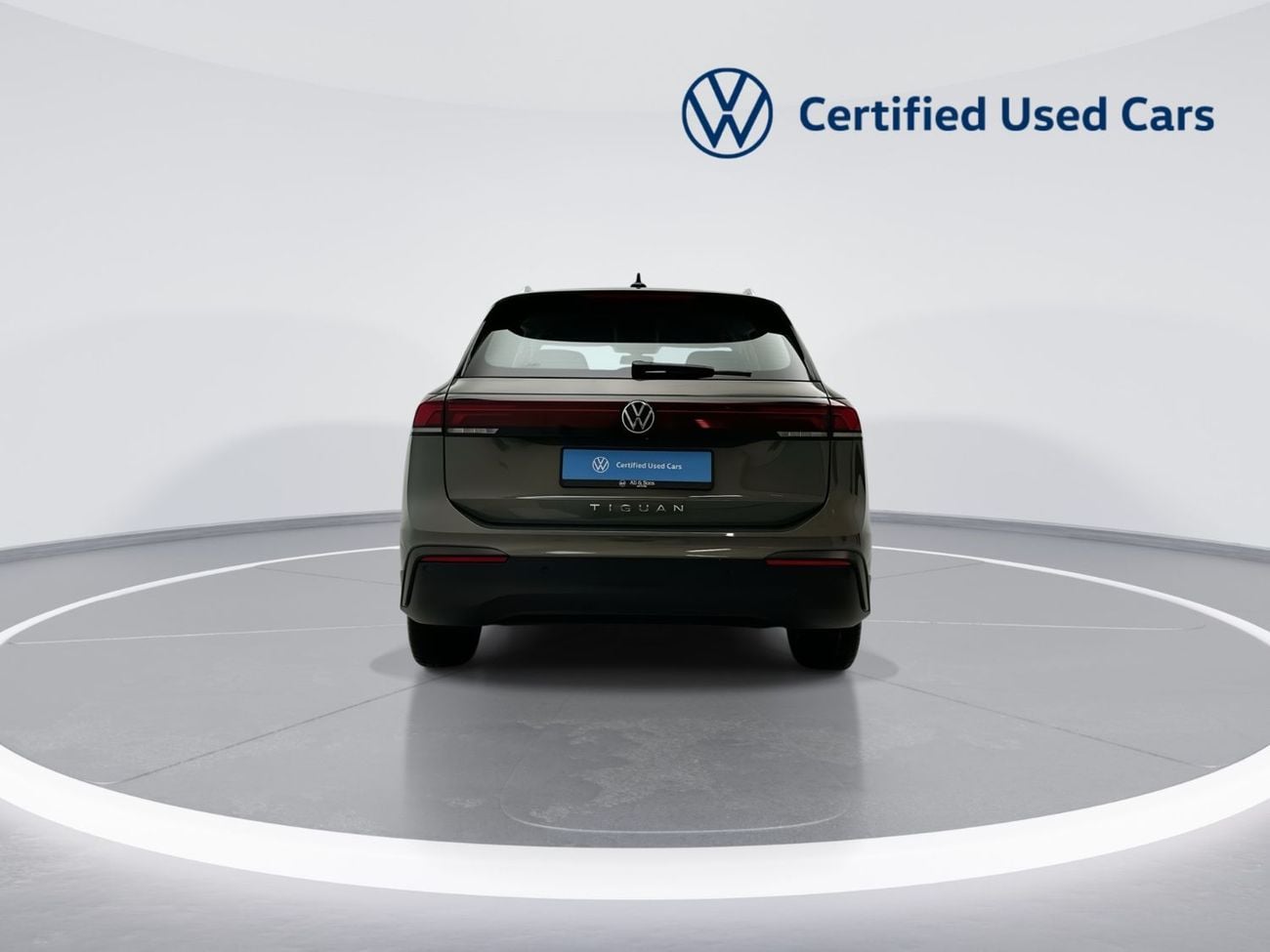 Volkswagen Tiguan LIFE 1.4L | LED Headlamps | Heated Folding Mirrors | 17" Alloy Wheels