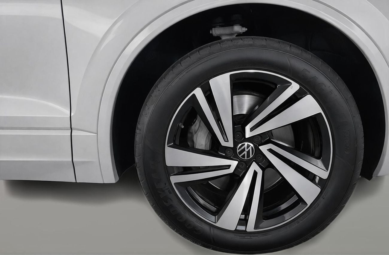 Volkswagen Touareg R-LINE 2023 | AED 2378/Month | 0 DP | 30 Day Return | Warranty | Service History