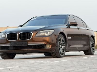 بي أم دبليو 750Li إكسكلوسيف تشغيل بالبصمة ودخول ذكي