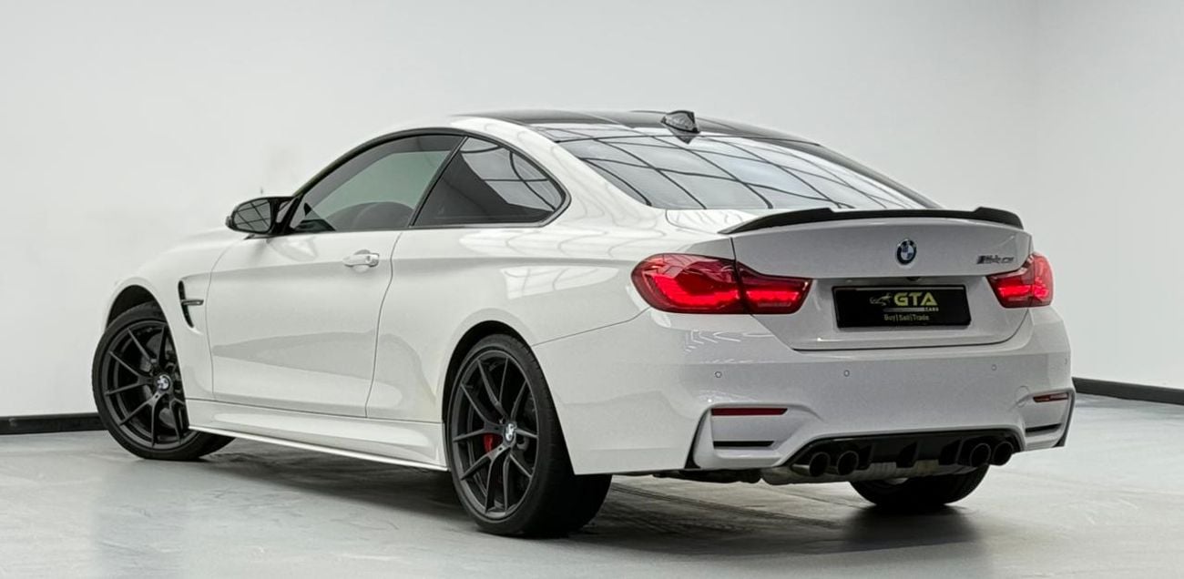 BMW M4 CS 3.0L 2018 BMW M4 Club Sport ,Full BMW Service History ,Excellent Condition ,GCC