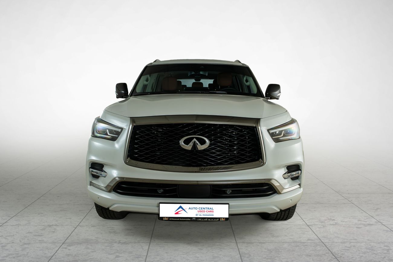 Infiniti QX80 LUXE 5.6